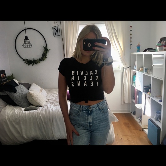 Calvin Klein t shirt - Picture 1 of 2
